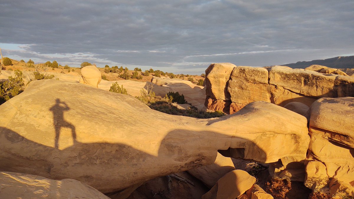 JulianRoss79's tweet photo. Grand Staircase-Escalante National Monument.
Tramonto a Devils Garden.
#Escalante #DevilsGarden #USA2023 #Day5 #Sunset https://t.co/UFkXH4SgfT