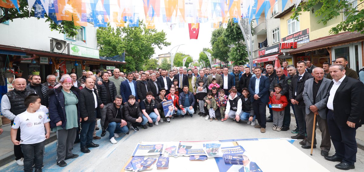 tahirbuyukakin's tweet photo. Bugün Alikahya’da, her işi birlikte yaptığımız şehrimizin ve ülkemizin gelişimine önemli katkılar sağlayan dernek, vakıf ve sivil toplum örgütleriyle buluştuk. 

STK’larımıza Türkiye Yüzyılı’nın öneminden bahsettik. İnanıyorum ki gelecek yüzyıl milletimizin sesi olan, sivil toplum örgütlerinin katkı ve destekleri ile inşa edilecek.
