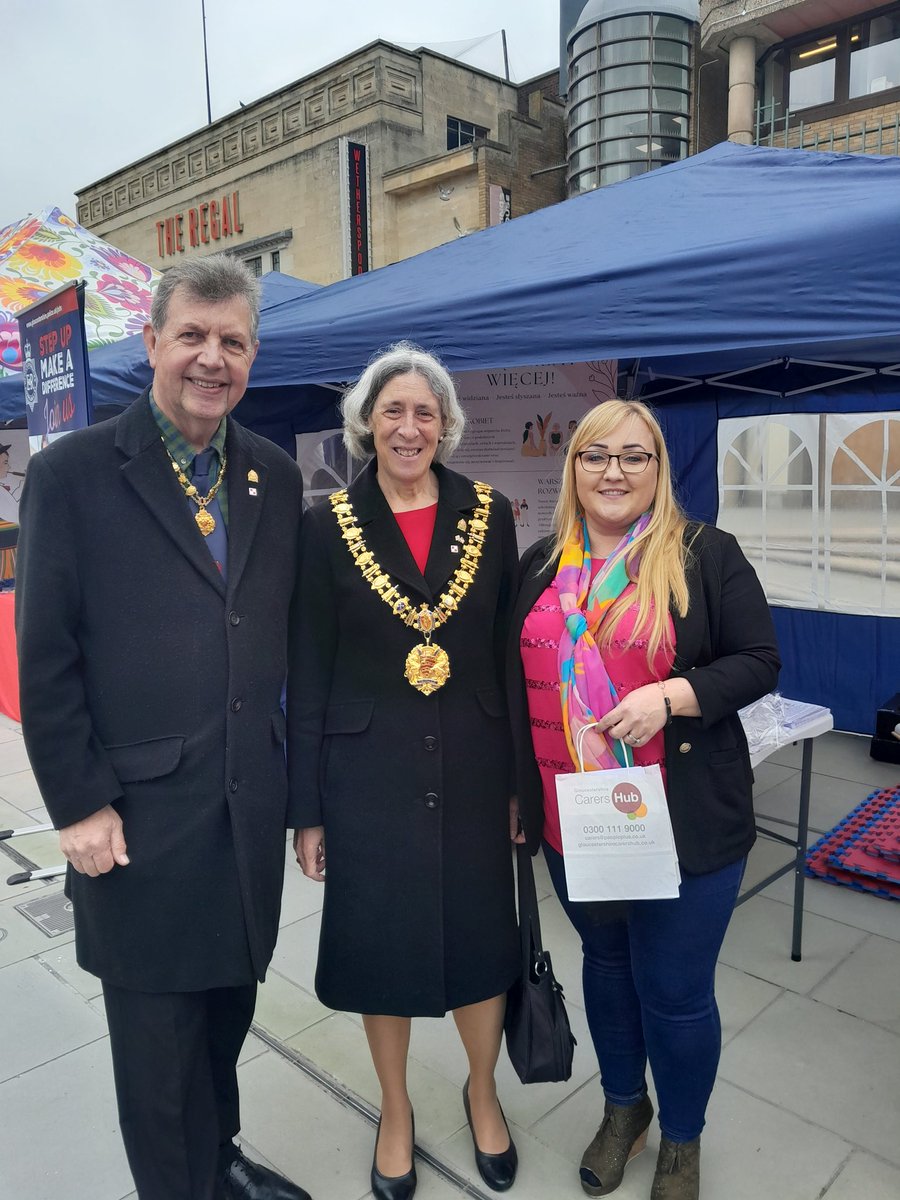 juwairiyia's tweet photo. @juwairiyia What a fantastic atmosphere here today at Polish Association Day  celebrating Polish Heritage Day  ..... Come along &amp; enjoy a amazing selection of food , games &amp; local  businesses https://t.co/E3vEkvtmw2