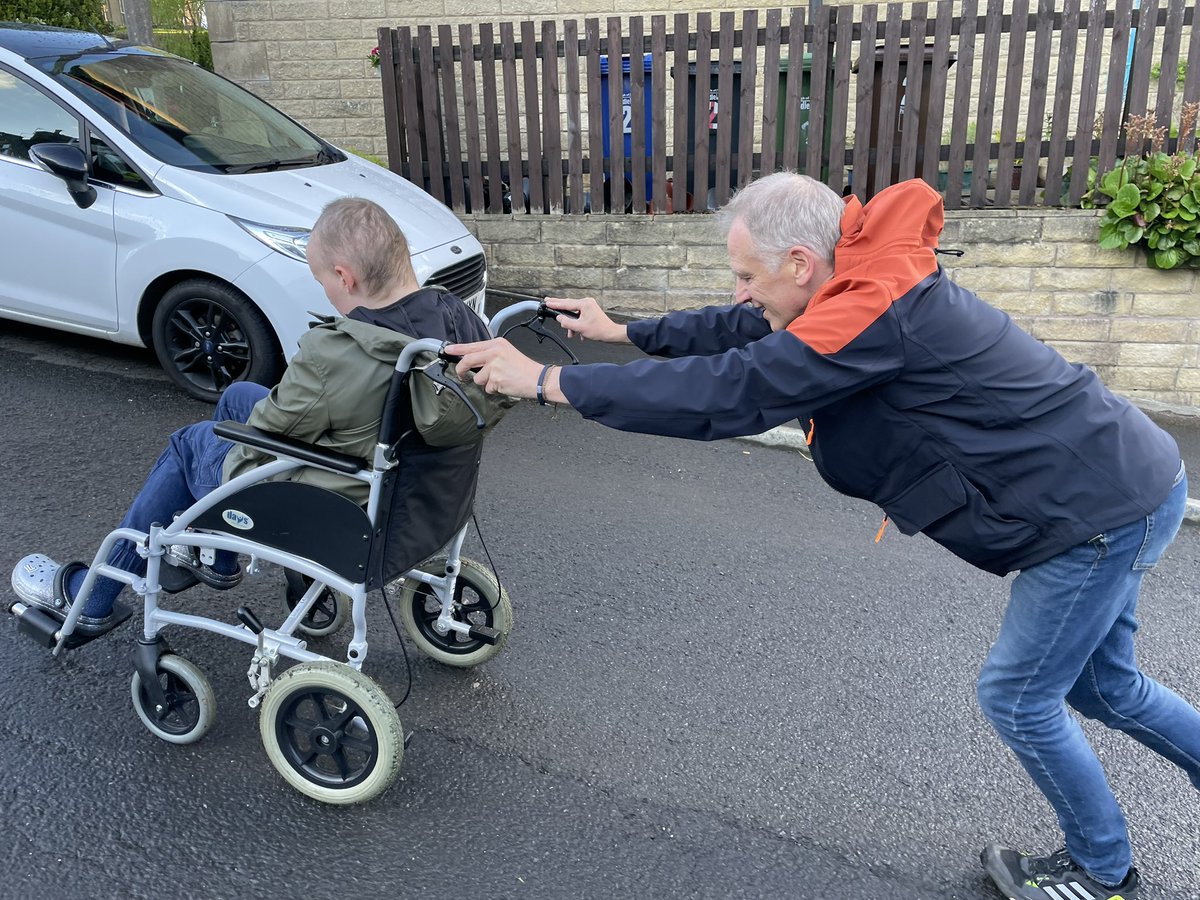 shitscaredmum tweet media