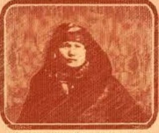 NyaRswl's tweet photo. درتصاویری که مشاهده می‌کنید متعلق به شیرزن خویی که سپاه آندرانیک ارمنی که سرکرده جیلوهای قاتل بودرا شکست داد
باری هویت آذربابجان تورک این شیرزنان ویا شیرمردان هستند از این زنان ومردان در تاریخ ما بسیارند. https://t.co/Y9naeH06eP