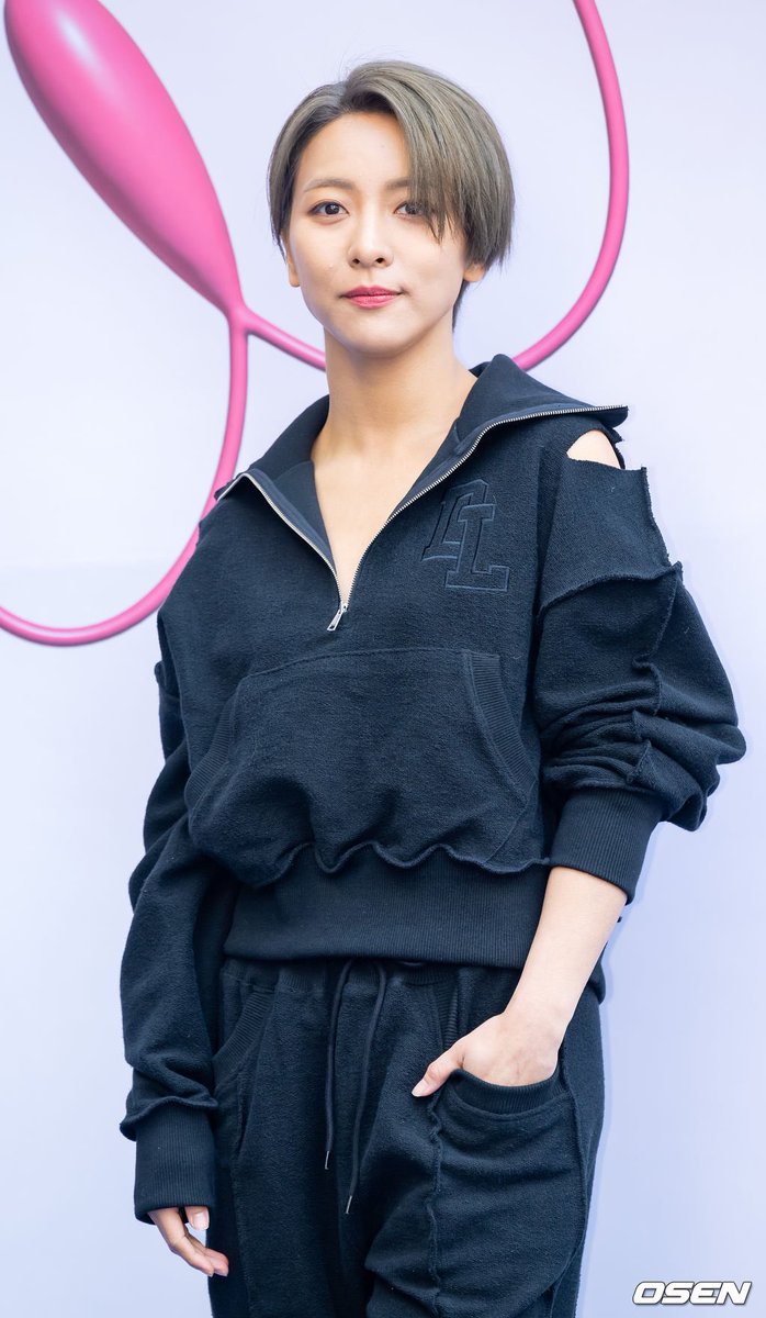 sunyoungnim's tweet photo. So fresh so pretty 😍 #Luna #루나 https://t.co/gqiAlay1Eq