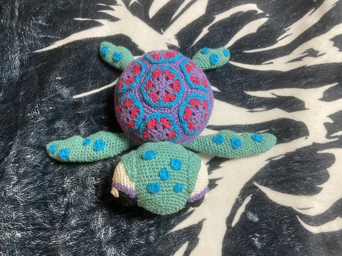 thetreerex's tweet photo. Look ma, I actually DO have hobbies!
Taught myself to crochet late last years and I’m officially obsessed.
Any fellow hookers here on the Twitters?!
#crochet #hookersunite #imadethat https://t.co/NK6Ni4wEOV