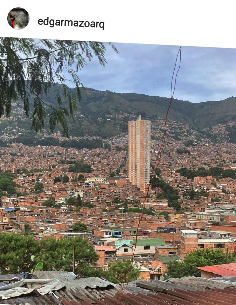 PerezJaramilloA's tweet photo. @jotacposadag @FelipeMurilloC @simonperezlon @danielduquev @urbam_EAFIT @AlcaldiadeMed @Danielsuarezvoz @sergiorestrepoj @JPLopezCortes @TodosXMedellin @DapAntioquia @ConcejoMedellin @JuanBedoya1973 @jd_ibata @PANRRIS Testimonios:
#VIP y #FalsasVIP "llenaron nuestros barrios derivados del #POTMedellín 2006-13 (izq.)

De la ultra-densidad tipo S. Antonio de Prado, Pajarito o Sabaneta
Hoy "angustia" la RenovaciónUrbana+CiudadCompacta+Gentrificación

Especulación y renta sin proyecto de ciudad https://t.co/p9HeDv9RC1