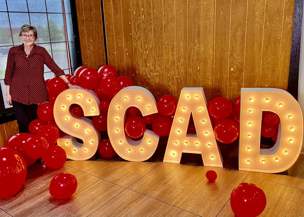 SharonneHayes's tweet photo. Inspiration & science on display as Dr. @marysia_tweet & I joined #SCAD survivors, supporters, their children and @MayoClinicCV SCAD Research team and @SCADResearch . Tomorrow, we will be SCADaddling!♥️ #SCADResearch https://t.co/HQ4p34WtZ7