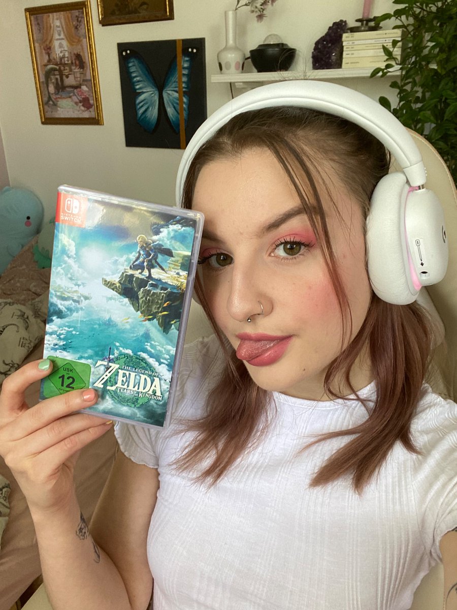 klara_wr's tweet photo. ⭐️JETZT LIVE⭐️

https://t.co/YUOoD8DSeb

Quatschen, Zelda &amp; #ALDIGönnt Antworten! https://t.co/ZyCMKJ9szs