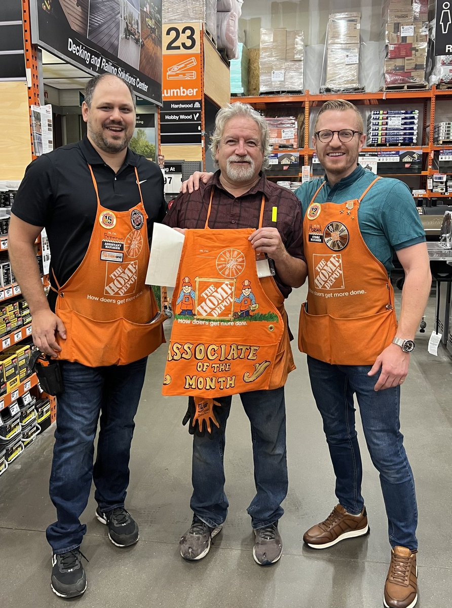 Honored to present Lynn with his Associate of the Month award with OASM Brennan. Lynn was elected by his peers and I couldn’t be more proud of him!