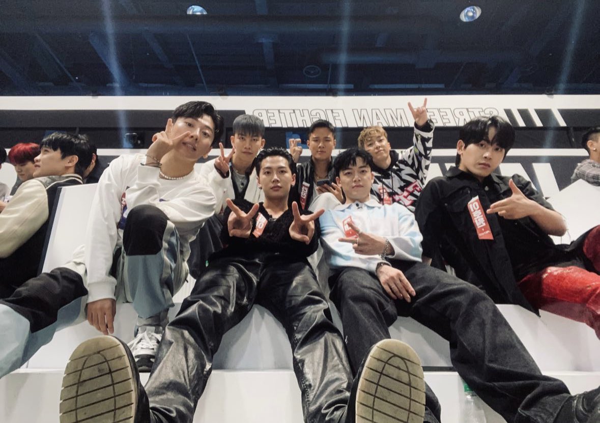 pyoungya___'s tweet photo. #스맨파_트친소
#엠비셔스_트친소
엠비셔스 제일 좋아하지만❤️
다른 크루도 좋아합니다!🧡💛💚🩵💙💜🤍
저랑 트친하실분!!! 누구든 다 환영입니다!(없으면.. 빛삭예정..🥺) https://t.co/AzlXaVAs5M