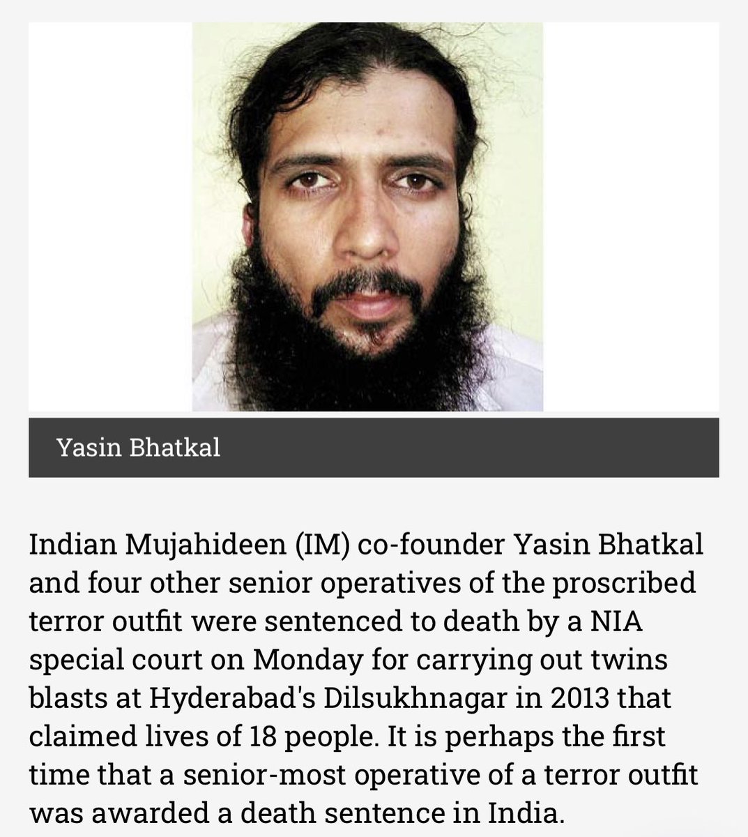 erbmjha's tweet photo. A man has been seen waving an Islamic flag in Bhatkal, Karnataka after Congress won today.

Bhatkal is a Muslim-dominated town and is sometimes called mini Dubai, and this region is dominated by Navayath (Arabian Muslims).

Demographics (Census-2011)

Muslim- 64.59%
Hindu- 33.17%

Yasin Bhatkal, is a convicted Indian Islamist terrorist, who was the co-founder and leader of the proscribed terrorist organisation Indian Mujahideen comes from the same place.