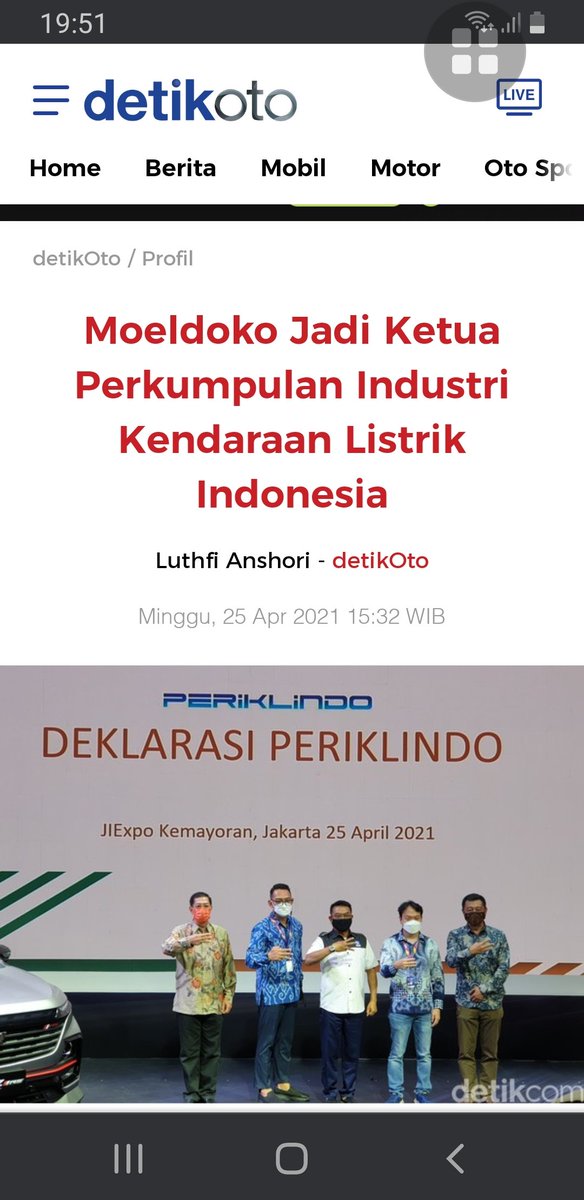 Apakah msh ada rasa keadilan di hati kalian ?
1) subsidi mobil listrik Rp 80 juta per unit - dibayar dari uang rakyat di APBN.
2) Menkeu anggarkan pembelian mobil listrik lewat APBN
3) Ketua Assosiasi Mobil listrik adlh Kepala KSP 
Smtr subsdi BBM dan pupuk utk rkyt dikurangi