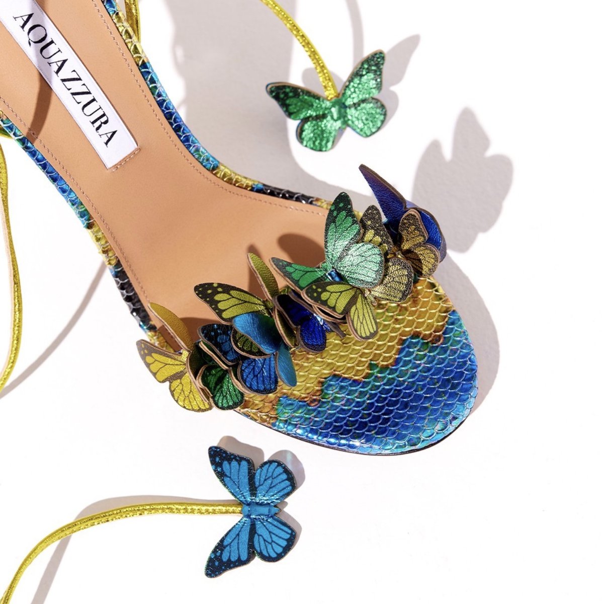 saveyoursole's tweet image. These are a few of our favorite things 🦋🦋🦋🦋🦋🦋 @aquazzura 📸
.
.
.
.
.
.
.
.
.
.
#saveyoursole #saveyoursolelondon #shoecare #London #NewYork #Paris #partyshoes #uniqueheels #protectyoursole #style #aquazzurashoes #London #protectyourstilettos #aquazzuraheels #NewYork #Paris