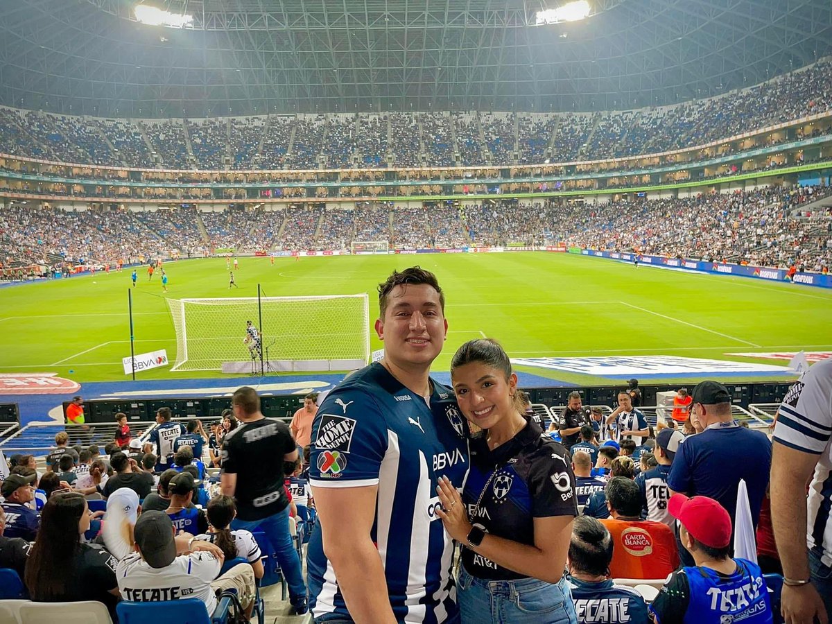 alexaavl's tweet photo. @Rayados @CodereMX Hago esta entrada para cumplir el sueño de mi novio #RayadoEnLaCancha Paul Garate Quiroz https://t.co/xv29bpFQmZ
