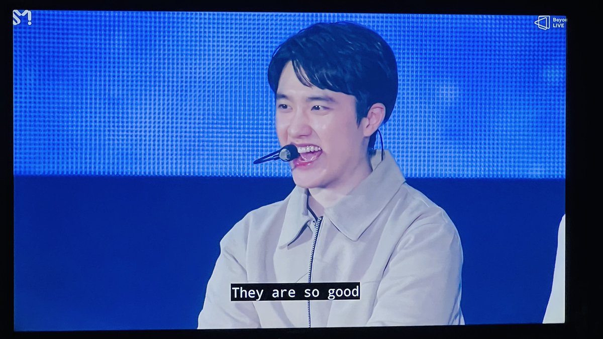 nikkio96's tweet photo. So happy #Kyungsoo got lasik & enjoyed seeing all the EXOLs clearly 🥰🫶🏻 #EXO Clock #11yearswithexo https://t.co/Hy1htAp3CD