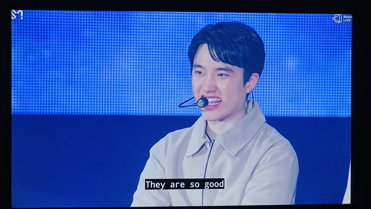 nikkio96's tweet photo. So happy #Kyungsoo got lasik & enjoyed seeing all the EXOLs clearly 🥰🫶🏻 #EXO Clock #11yearswithexo https://t.co/Hy1htAp3CD
