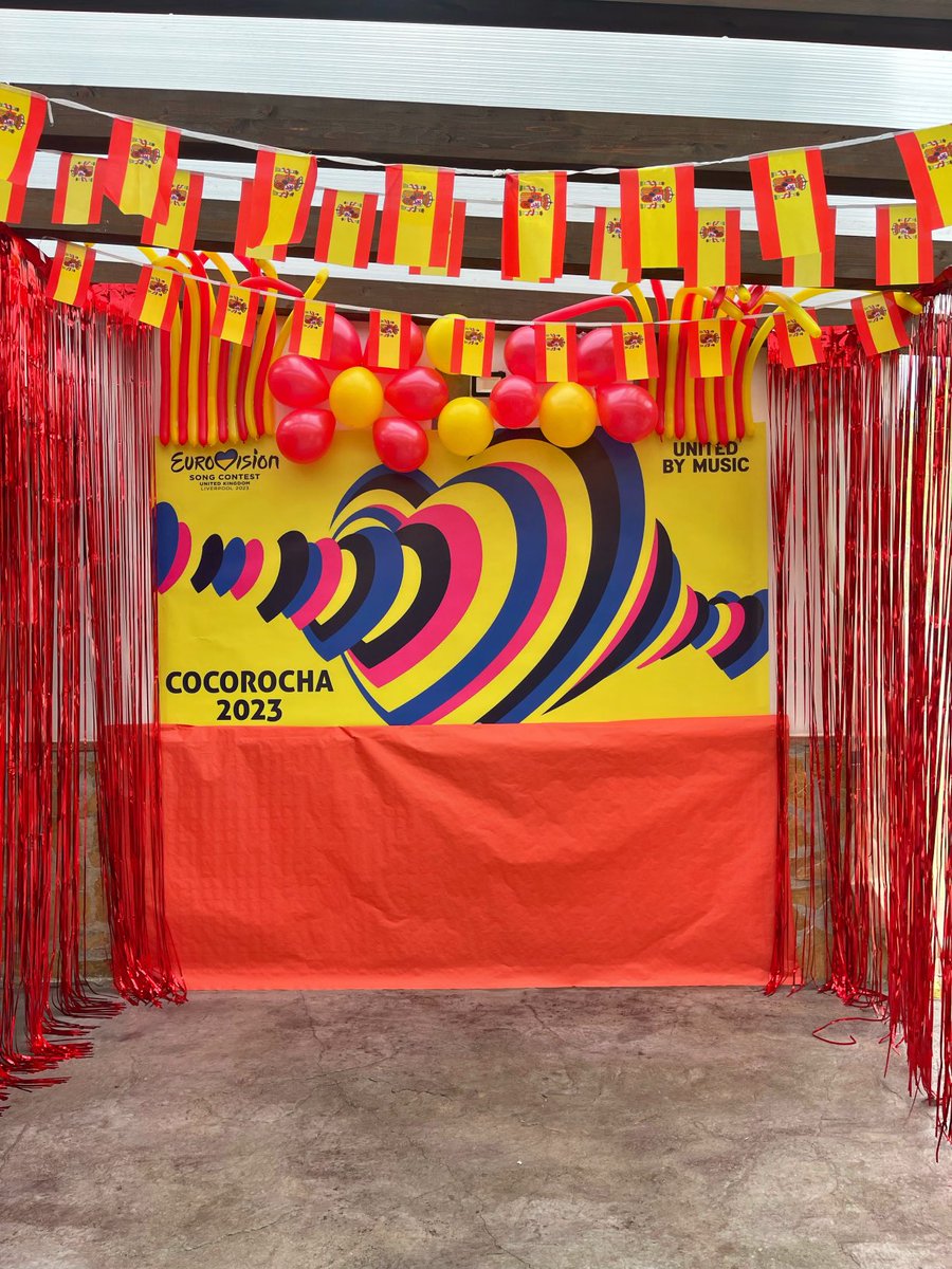 jamochon's tweet photo. Todo preparado para esta noche “modo casero” #eurovision #blancapaloma https://t.co/iDYYQTOvZ4