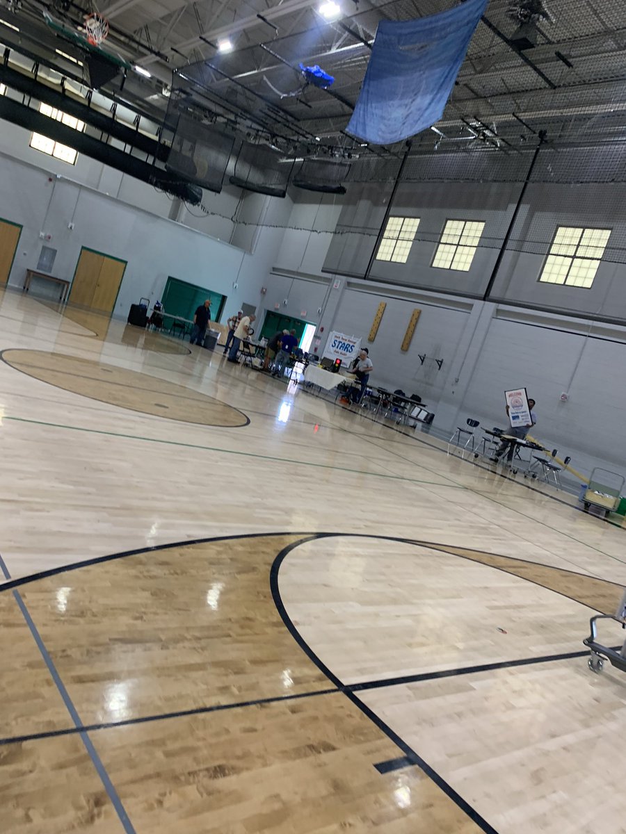 AJBloom2pnt0's tweet image. Hey #wny come on down to the #wnymakerfaire it’s a free event today from 10-4 at Lake Shore High School ✅ it out here: wnyregion.makerfaire.com/?fbclid=IwAR1E… #makergonnamake