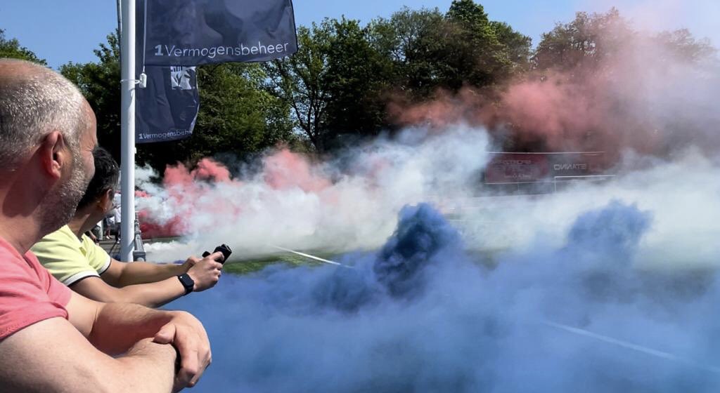 Een belangrijke dag voor ‘onze’ club BFC Bussum. Vandaag kan BFC1 het kampioenschap veilig stellen en promoveren naar de 1e klasse! #trotsesponsor 2-0 BFC