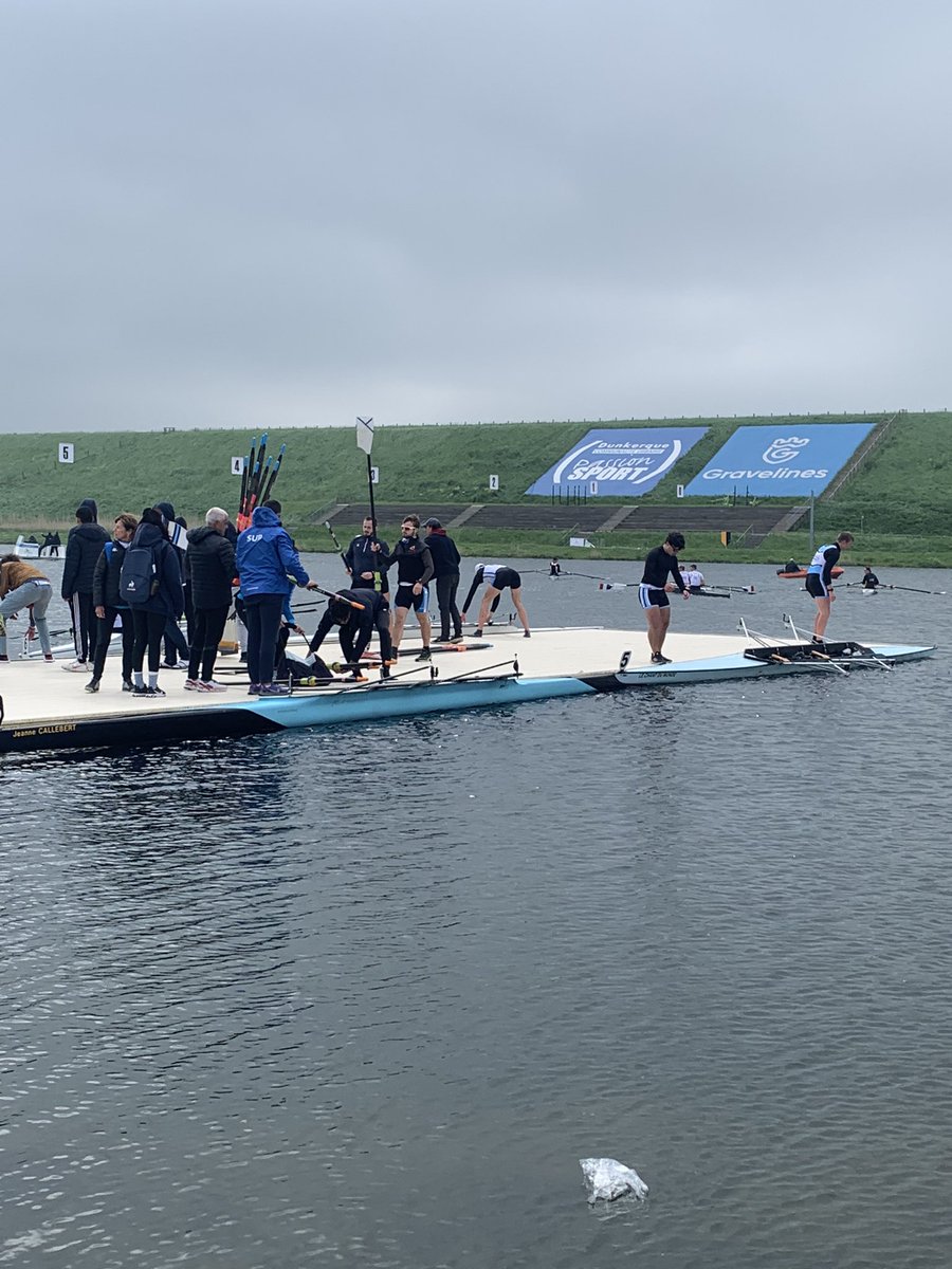 Championnnats de France <a href="/unss/">UNSS_National</a> et <a href="/FFSportU/">FFSU</a> #aviron @_Gravelines où la cité scolaire #jeanbaptisteSay représente l’<a href="/Academie_Paris/">Académie de Paris</a> pour la 2e année consécutive. #effort #équipe