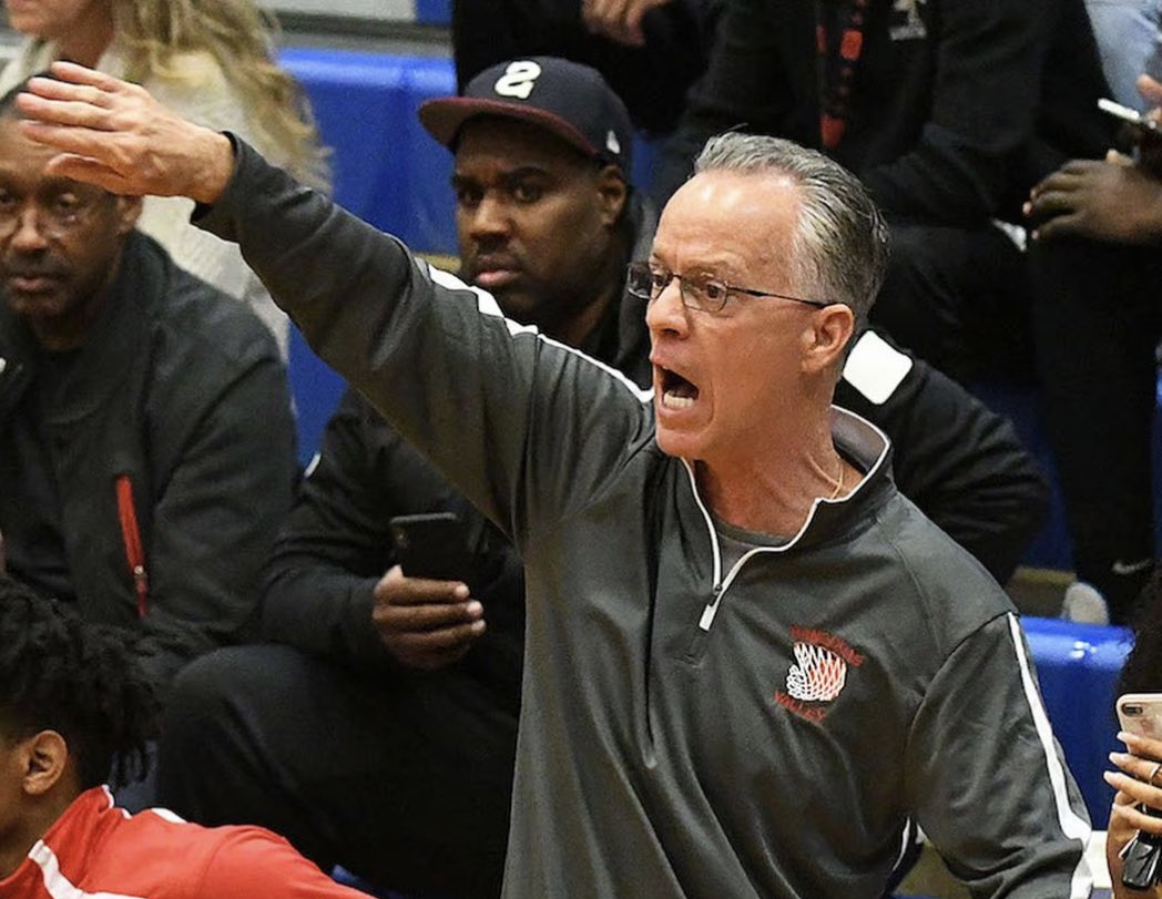 CoachLucas74's tweet photo. Happy birthday to the 🐐‼️ Hope you have a great day, Coach @FlanCoach 🏀 https://t.co/sS9TovjEup