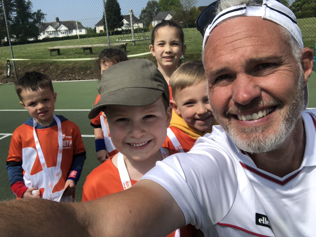 STMellons_TC's tweet photo. Busy day at the club this morning with 3 new group sessions , u9 orange competition x4 players, LTA YS course 8-9 years olds x6 &amp; LTA YS course 4-7 year olds x6 players @the_LTA @tenniswales @firstballin @cardiffcouncil 🏴󠁧󠁢󠁷󠁬󠁳󠁿☀️🎾 https://t.co/W4jKNS0gFb
