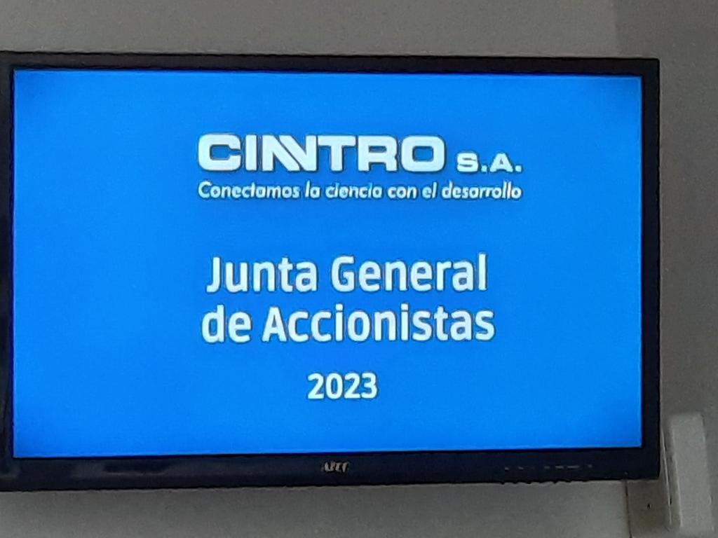 FreiderSantana's tweet photo. Se desarrolla la Junta General de Accionistas 2023 de la Empresa Interfaz de la @UOCuba y @UG_Cuba #CINTRO ÉXITOS¡¡¡ https://t.co/N1CZ0qalqS