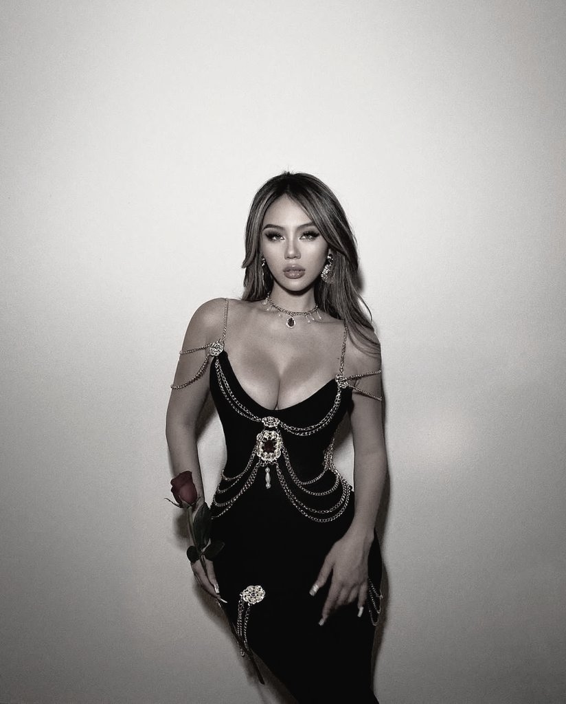 ️️ ️️ 

️️ ️️