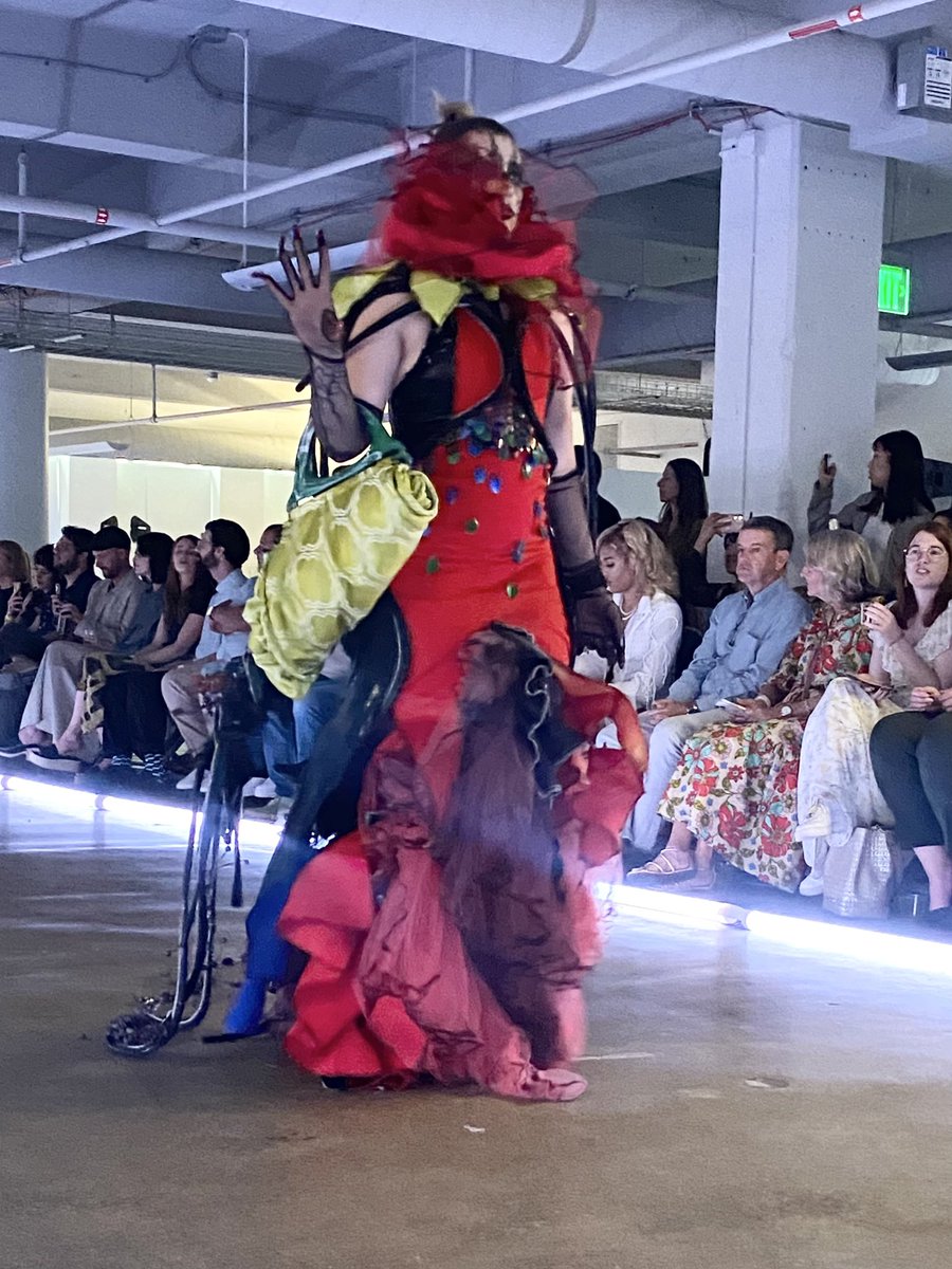 ShannonLazovski's tweet photo. What a lovely @CCS_Detroit Apparel Design Runway Show last night put on by CCS students! I always love seeing what our local, young designers bring to the runway. We have incredible talent here in Michigan!
#ccs #fashionshow #studentdesigners #michigandesigners https://t.co/Aq026jMZGW