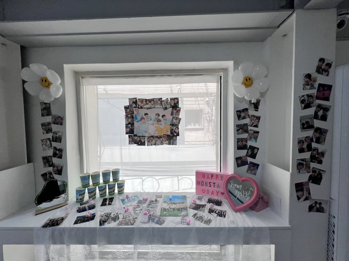 <a href="/purplesis1/">8년째 첫사랑</a> 
#8년째첫사랑
멋진 기획 감사합니다😭
일본에서 가서 다행입니다！
내일은 데뷔기념일이네요! 다 같이 축하합시다🎊
포스터 선물도 감사합니다