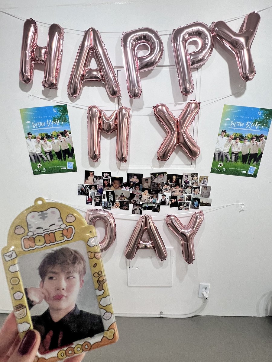 xxxyu_5's tweet photo. @purplesis1 
#8년째첫사랑
멋진 기획 감사합니다😭
일본에서 가서 다행입니다！
내일은 데뷔기념일이네요! 다 같이 축하합시다🎊
포스터 선물도 감사합니다 https://t.co/5HqGdS0nip