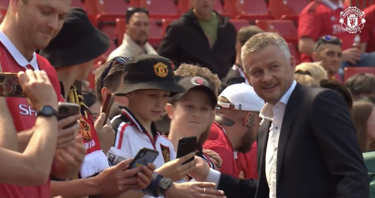 utdreport's tweet photo. Welcome back, Ole 👋🇳🇴 https://t.co/L4hZSfYTev