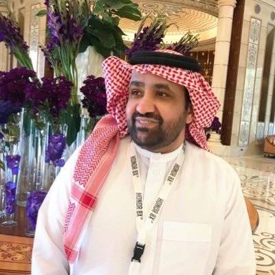 ScreenMix's tweet photo. أحمد الرحيلي :

وظيفة ٨ ساعات مريحة جداً وسهلة راتبها ١٥ الاف ريال !

ووظيفة آخرى مرهقة متعبة فيها قلق ومشاكل مع الادارة والعملاء واتصالات خارج الدوام وراتبها ٤٥ الف ريال !

وش تختار ؟ https://t.co/tOBwST1BmM