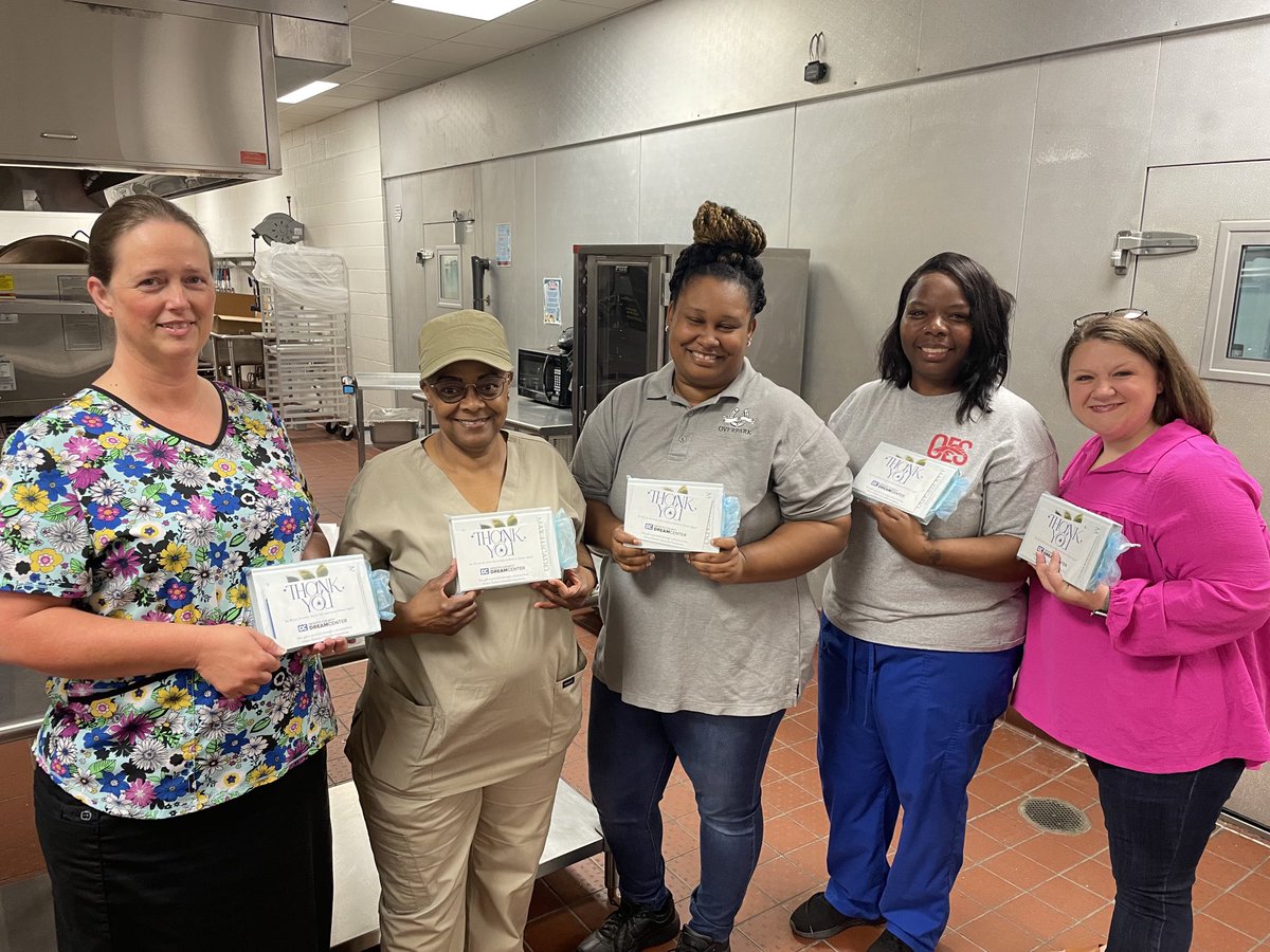 DCS_Overpark's tweet photo. Such a sweet and generous gift from Desoto County Dream Center! Thank you for all you do!! #TeamDCS https://t.co/kEQDuKuBAJ