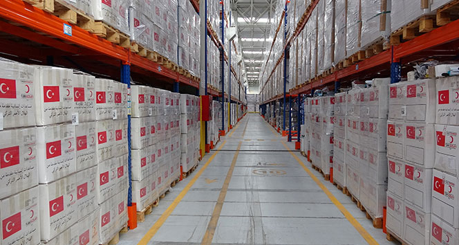 🔴Kızılay'da skandal bitmek bilmiyor

➡ Kızılay Kozan Şube Sekreteri’nin depremzedelere "bomboş" dediği depoda, Almanya, Rusya, Kore ve hatta dünyanın en büyük mobilya perakendecisi IKEA’dan gelen yardım malzemelerinin olduğu ortaya çıktı.

Via/<a href="/Melisagulbas/">Melisa Gulbas</a>