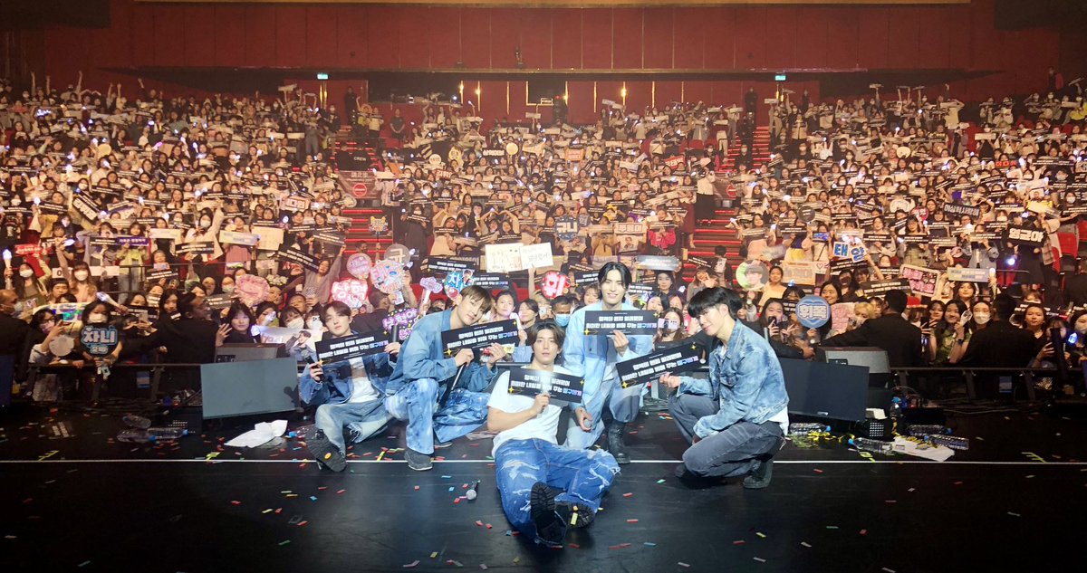 SF9_FANCLUB's tweet photo. [📸] 2023 SF9 FAN-CON ONE DAY PROJECT OF9 – Target NO.853 – in Macau

오늘의 프로젝트도 FANTASY와 함께 853% 수행 완료😎

#SF9 #에스에프나인 https://t.co/zKFOer5bVA