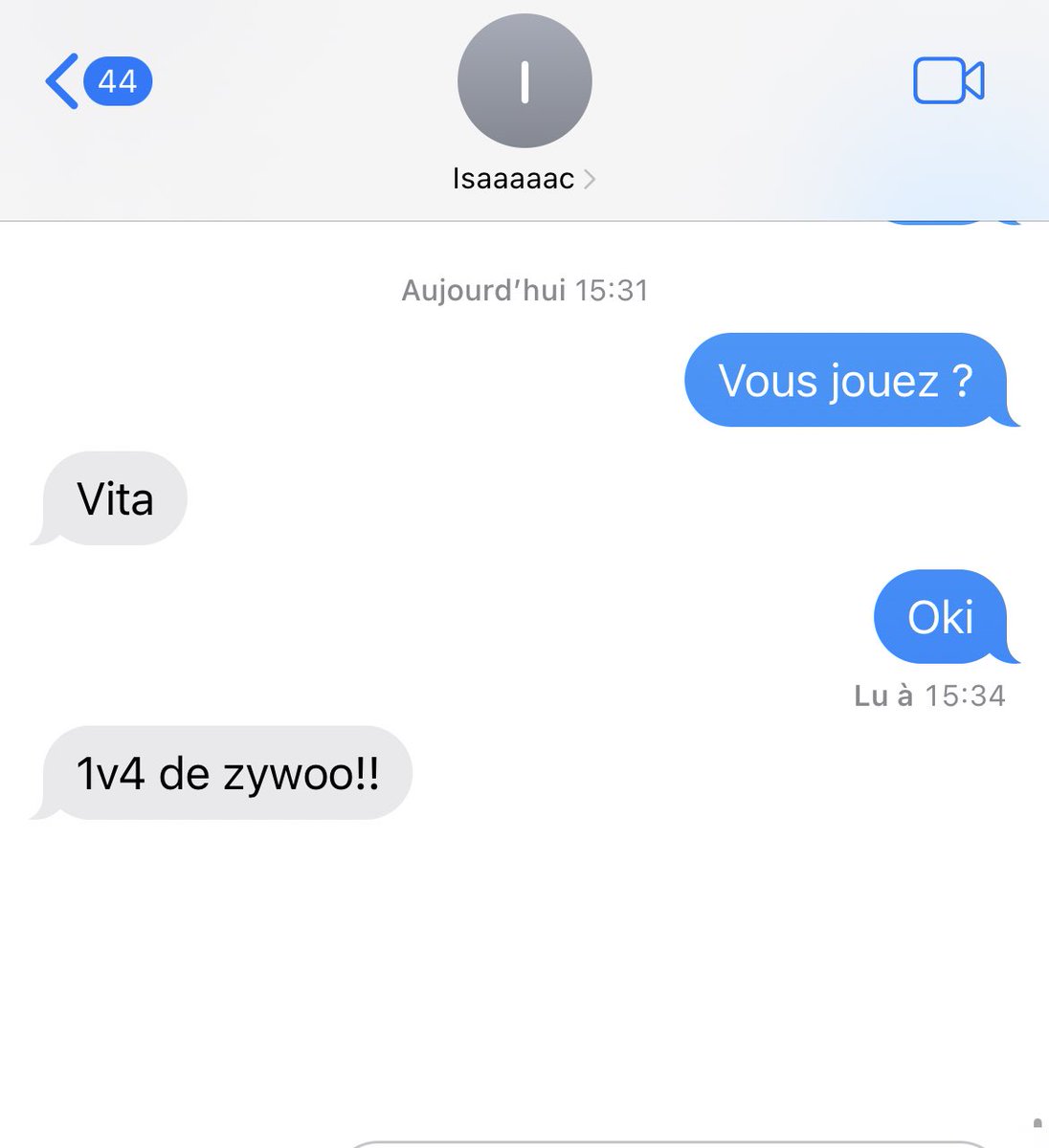 LeeRoyyFPS's tweet image. 7ans d’amitié avec s’mec on a jamais discuter avec + 4 mots en message ça me rend heureux