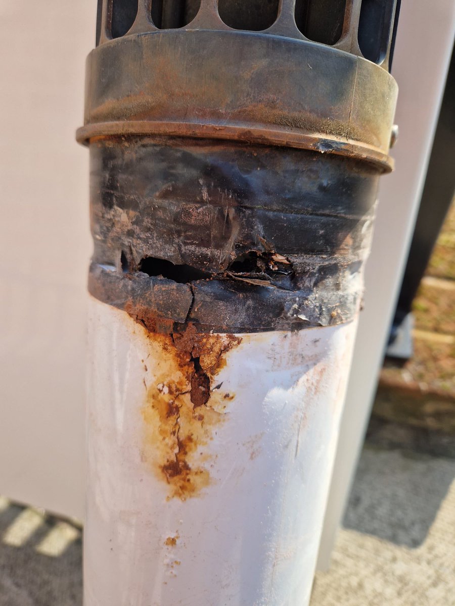 jameslorne85's tweet photo. Saturday work done. Out with the old, in with a new @atagheating boiler,smart stat and filter as well as a @KamcoPF #ataginstall https://t.co/PHvCDMtPAn