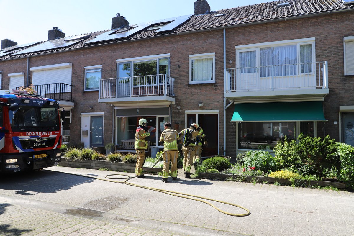 Nieuw bericht op Kampenlive.nl
Brandweer rukt uit voor rook in woning aan de Oostzeestraat - kampen-live.nl/2023/05/13/bra…