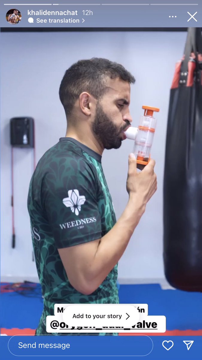 OrygenV's tweet photo. El boxeador Khalid Ennachat se prepara antes de cada entrenamiento con la válvula O2V Sport. 10 minutos de ejercicios sencillos de inspiración y espiración para fortalecer los pulmones. https://t.co/sCItwZ1VgQ #Eurovision2023 https://t.co/9XZt1Ij2yq