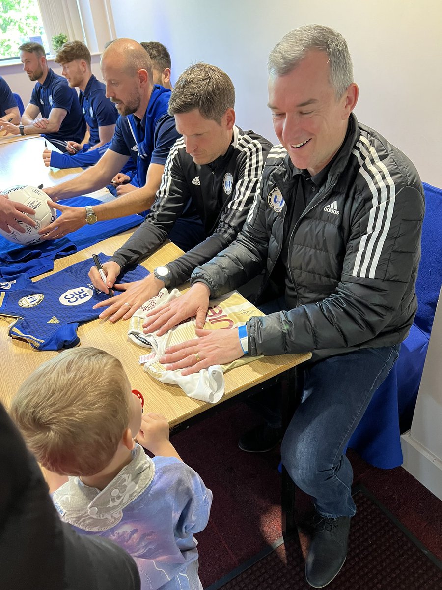 TashaWoolly's tweet photo. What’s fantastic day for my boys 💙 they’ve loved every minute and loved meeting all the players and staff ⚽️ see you at Wembley ⚽️ come on Shaymen 💙 @FCHTOnline https://t.co/ydJFYdByiY