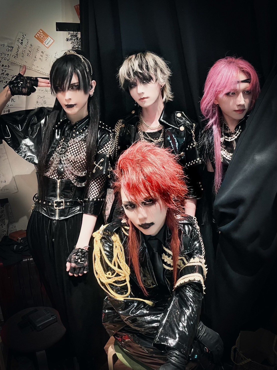 【ビオラ菫様】①②⑥ 香港恋愛夜曲・龍を飼う男・ジェラールとジャック JILUKA -OFFICIAL- على X: 
