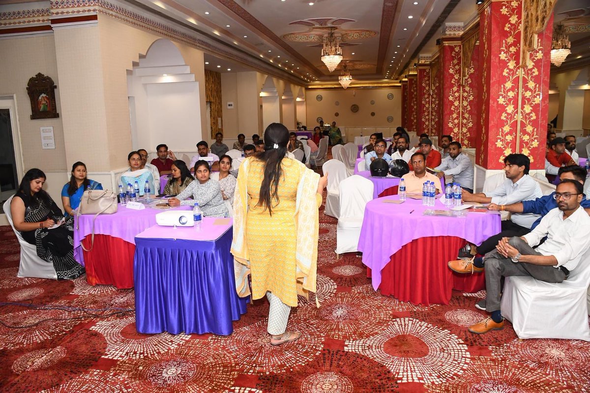 smilefoundation's tweet photo. Under Project Manzil, 590 vocational trainers from 295 Govt. schools across six districts in Rajasthan are being equipped with essential skills to help empower grade 9-12 students to successfully pursue their career aspirations.
#EmpoweringGirls #ProjectManzil #SmileFoundation #Rajasthan #VocationalTraining #SkillIndia #Skills4All