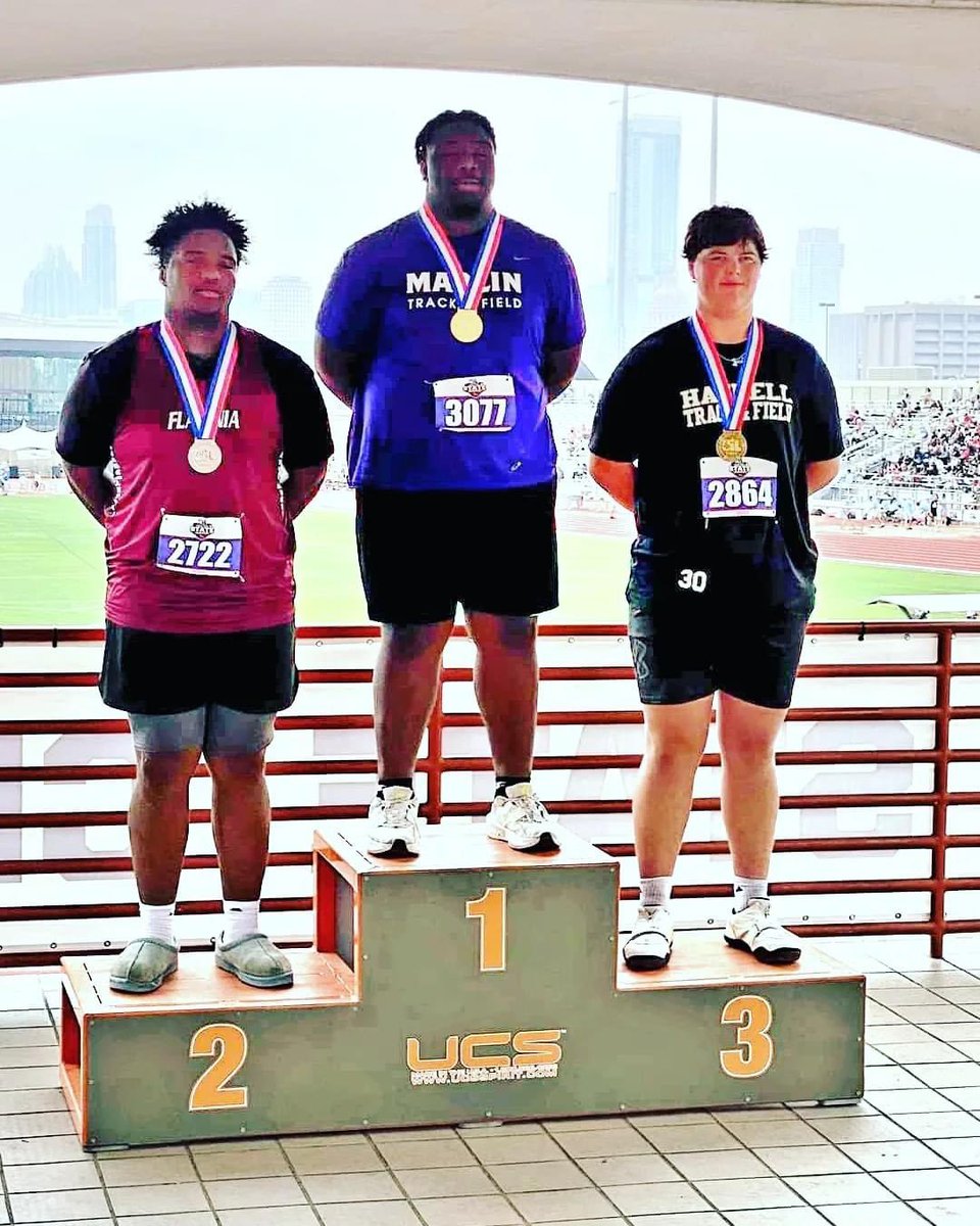 jroewe's tweet image. 2A Bronze medalist 🥉
Haskell Indian @NateRoewe