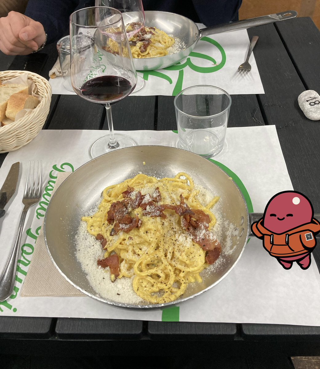 GM legends! 🍝
today I took my Beanz out for some carbonara but he ate all of it 😤