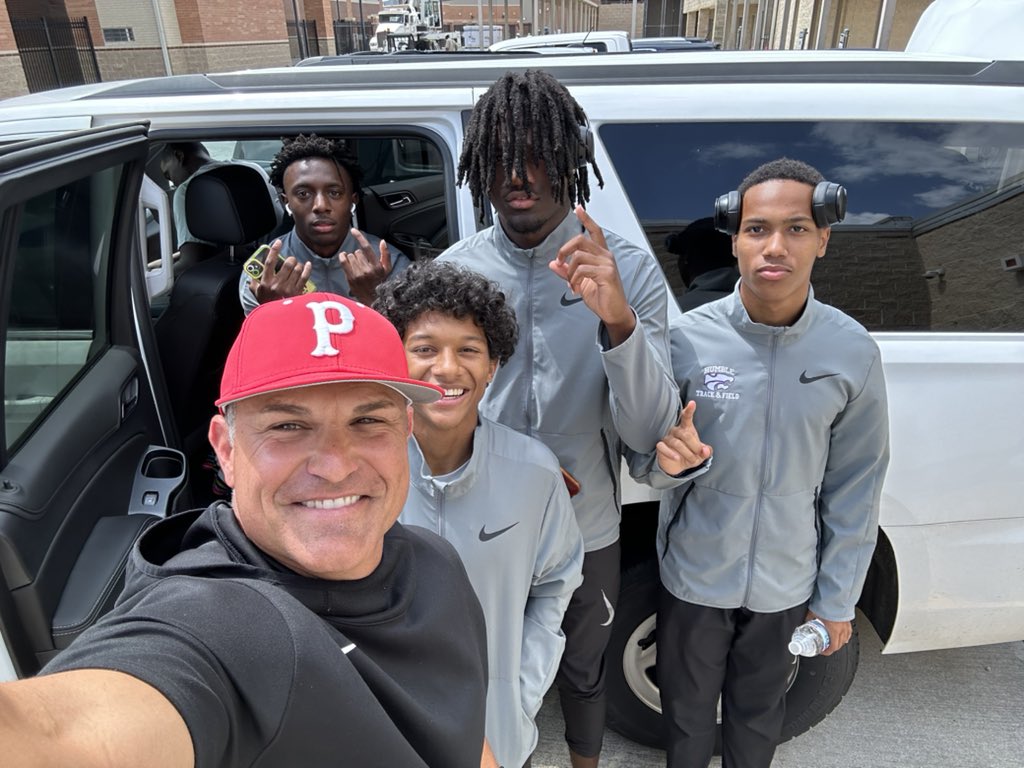 Coach Schulz tweet media