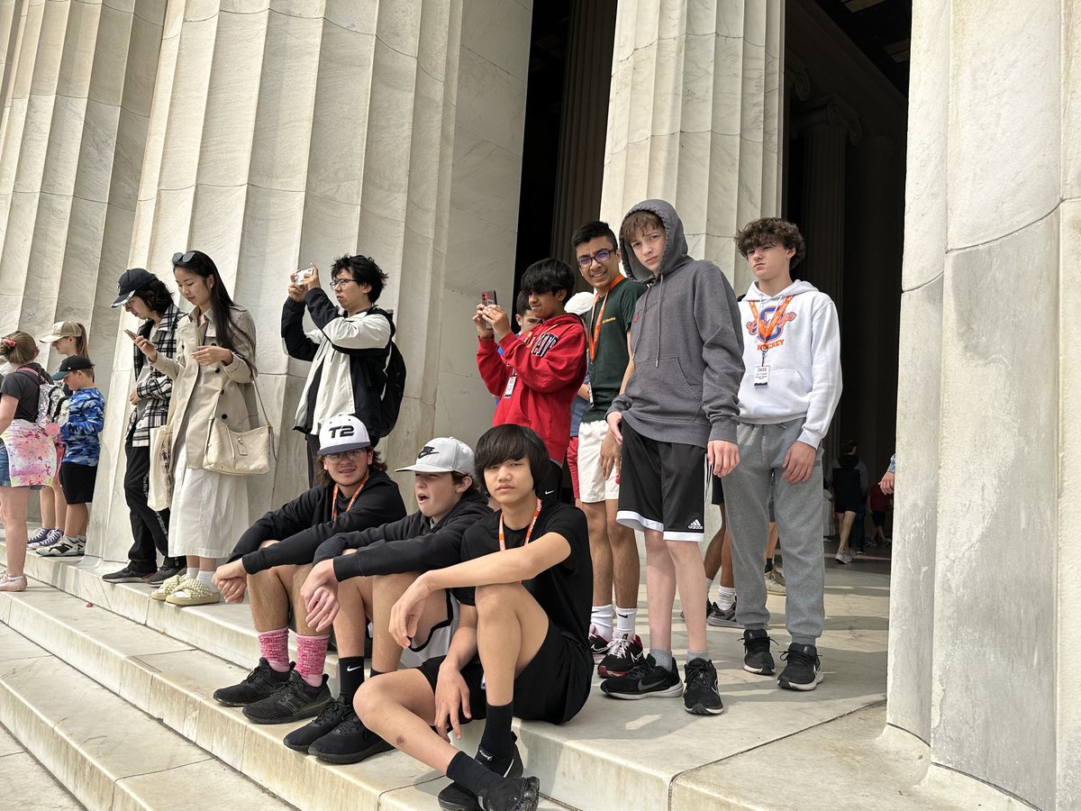 NickDErrico's tweet photo. Bus, 7 ⁦@OOMS_OLSD⁩ ⁦@OOMSDC⁩ https://t.co/79mUdeXUU8