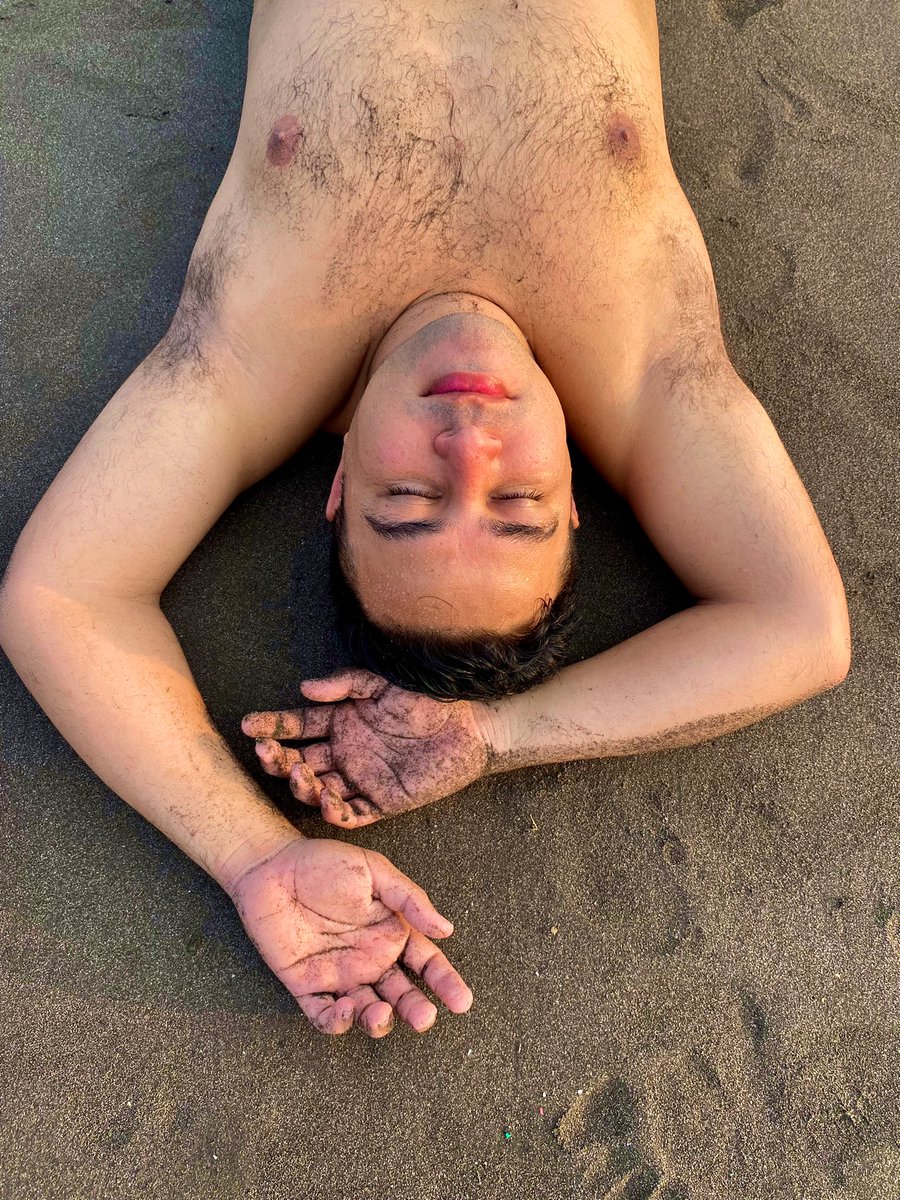 franmejiaa's tweet photo. Arriba la mano quien también necesita playa 🙋🏻‍♂️ https://t.co/LqtOglantB