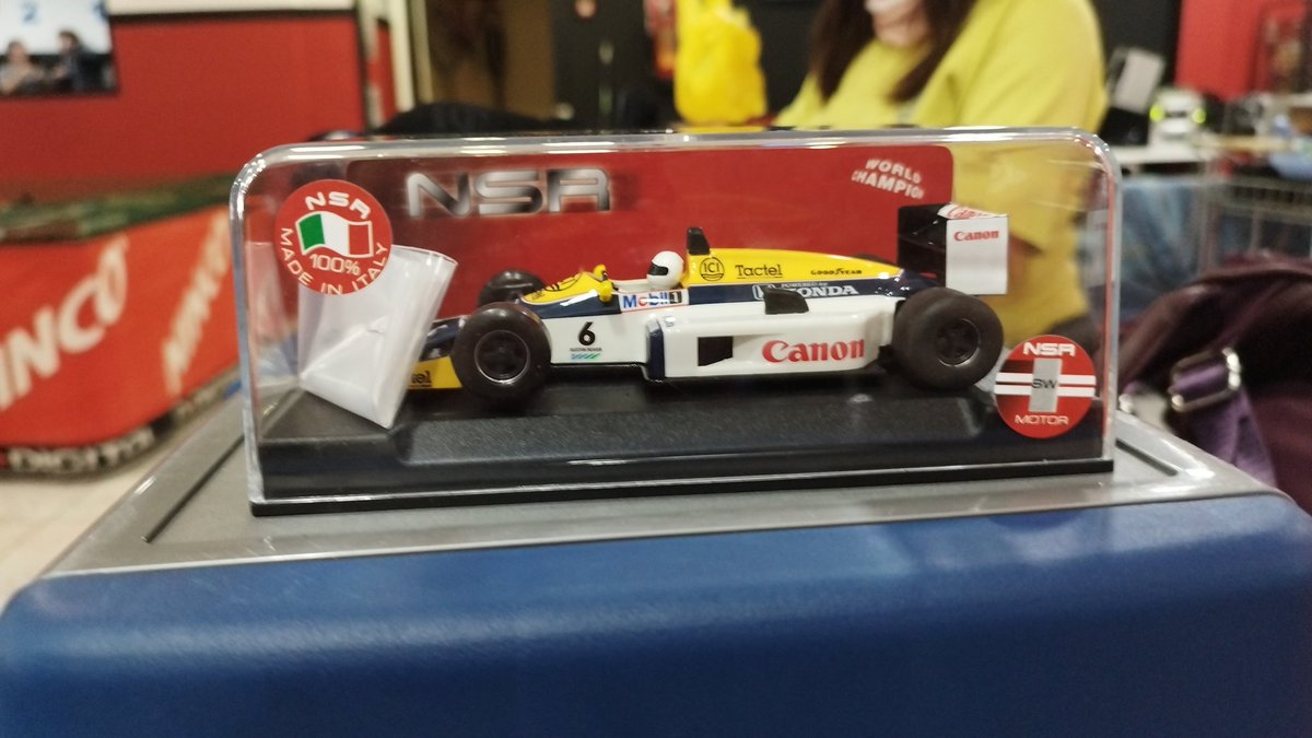 DEPORGAMING's tweet photo. 🏁🏎️ mi nuevo formula 1 del fabricante nsr🏎️🏁

#scalextric #slot #slotcarracing #slotcar #nsr #nsrcars https://t.co/9lYMtXVeZF