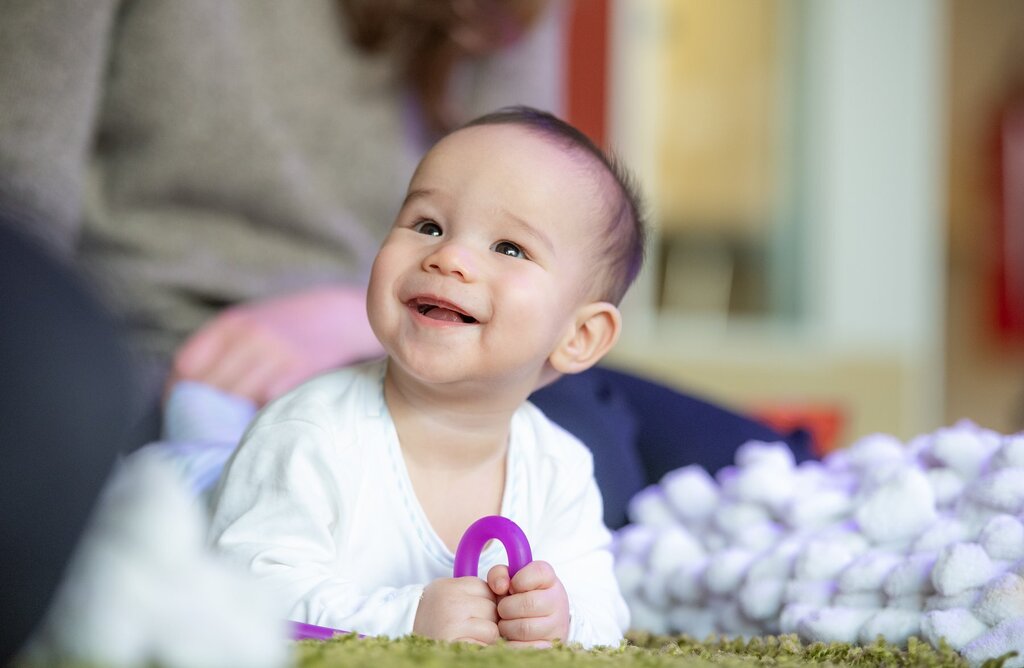 Your little one will be mesmerised by DIG! Join us for a gentle first theatre experience, perfect for the very young with music, rhythm and singing. The story brings to life a world of growing plants, busy bugs, wriggling worms and ever changing weather… instagr.am/p/CsMXSOTIE-P/