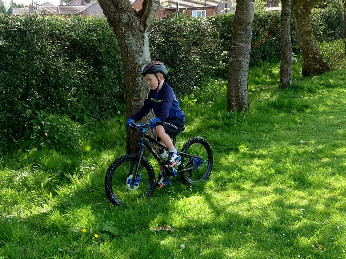 A wee bit of bike handling in some long grass for our younger riders today! #aycc #scottishcycling #britishcycling #goride #whywecycle
