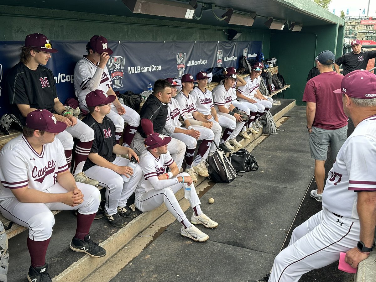 cavemensports's tweet photo. 30 minutes until first pitch for Mishawaka vs NorthWood at Four Winds Field. #NLCBaseball https://t.co/ZdiFYfXafQ